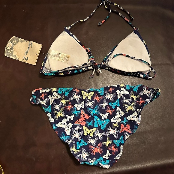 Butterfly bikini - Picture 3 of 7